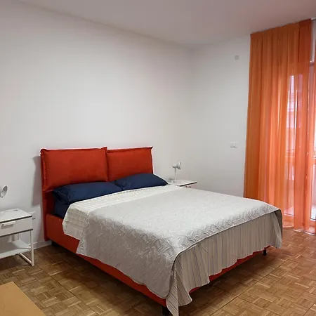 Ambra Park - Giulia 19